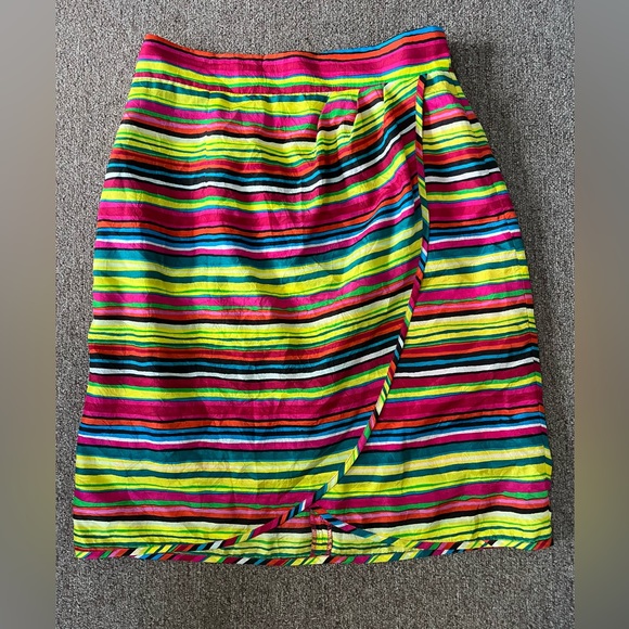 Nanette Lepore Senorita Stripe colorful 100% Silk Wrap Skirt Size 8 Medium - Picture 2 of 9